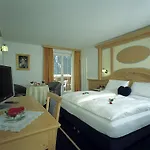 Alba Wellness & Hotel 3*