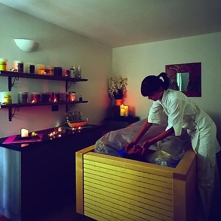 فندق Alba Wellness & كنازاي