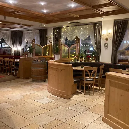 Hotel Alba Wellness & Canazei