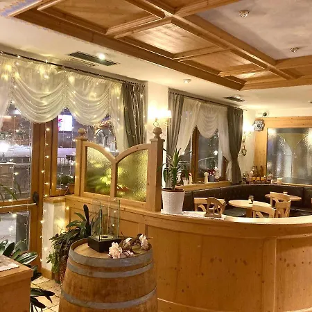 Hotel Alba Wellness &
