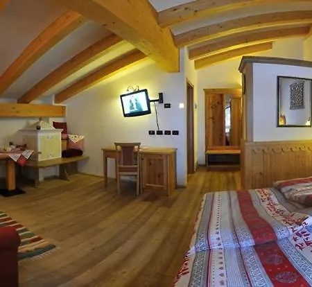 Hotel Alba Wellness & 3*