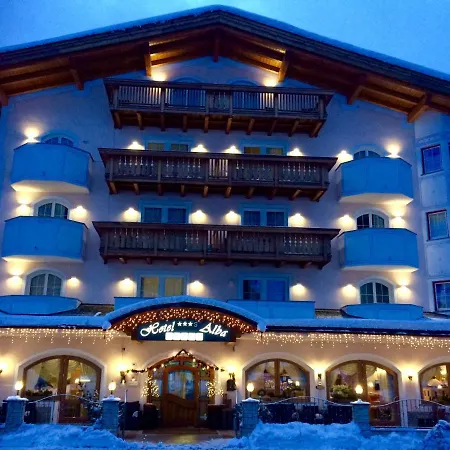 Alba Wellness & Hotel 3*