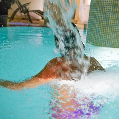 Alba Wellness & Ξενοδοχείο