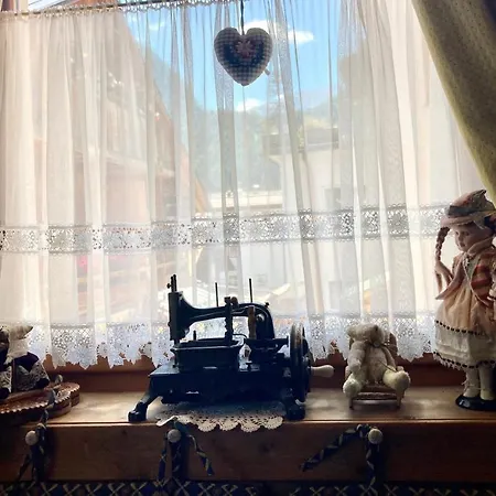 Alba Wellness & Ξενοδοχείο Canazei