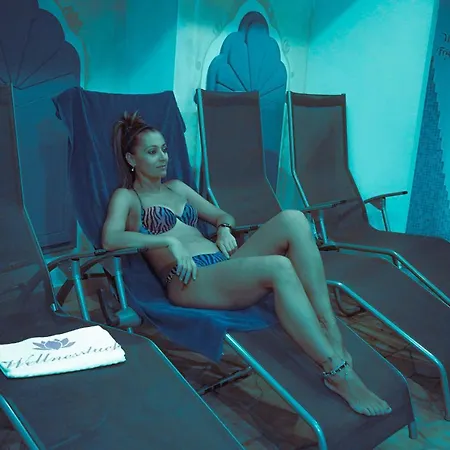 Alba Wellness & Szálloda