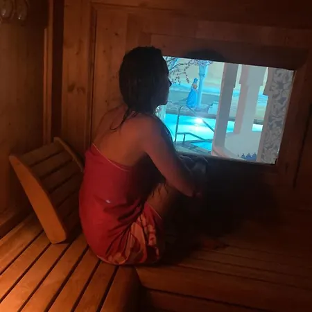 Alba Wellness & Отель