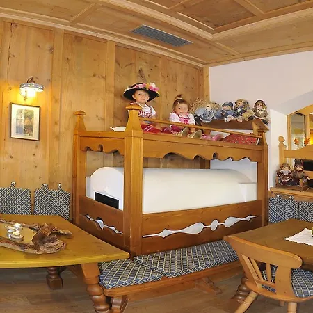 Hotel Alba Wellness & Canazei