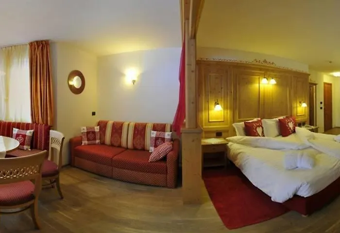 Отель Alba Wellness &