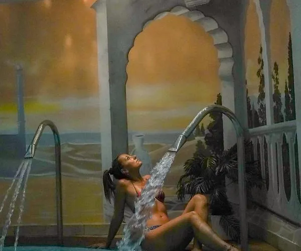 Alba Wellness & מלון 3*