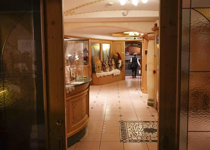 Alba Wellness & Отель Канацеи