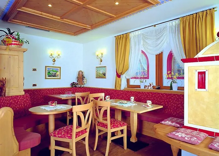 מלון Alba Wellness & 3*